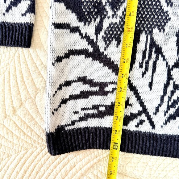 Vintage 90s Arielle Metallic Black & Silver Floral Long Sleeve Sweater Size L - Picture 7 of 7